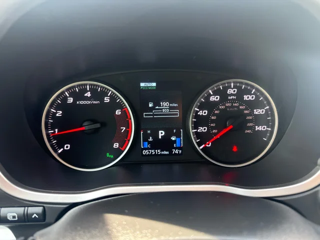 SEMINUEVOS MITSUBISHI Eclipse Cross a Estados en autogozo