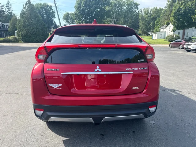 SEMINUEVOS MITSUBISHI Eclipse Cross a Estados en autogozo