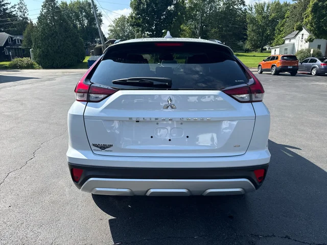 SEMINUEVOS MITSUBISHI Eclipse Cross a Estados en autogozo
