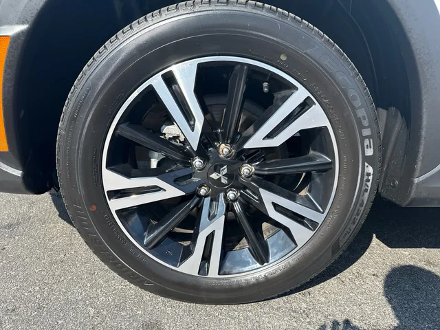SEMINUEVOS MITSUBISHI Eclipse Cross a Estados en autogozo