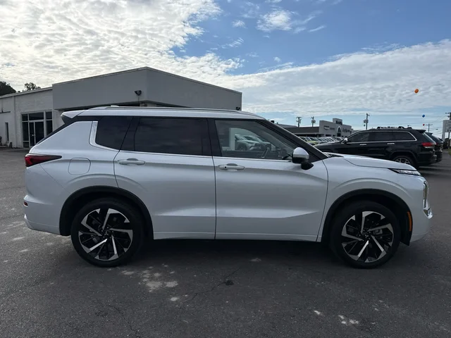 SEMINUEVOS MITSUBISHI Outlander at Matthews in Liberty Buick GMC