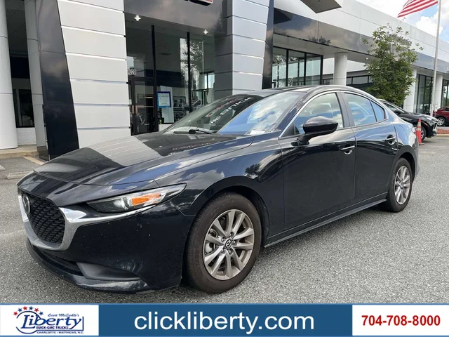 SEMINUEVOS MAZDA MAZDA3 at Mount Airy in Mount Airy Chrysler Dodge Jeep Ram Fiat
