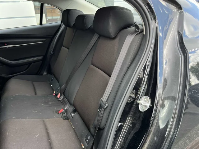 SEMINUEVOS MAZDA MAZDA3 at Mount Airy in Mount Airy Chrysler Dodge Jeep Ram Fiat