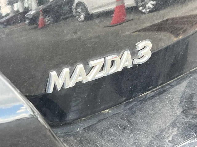 SEMINUEVOS MAZDA MAZDA3 at Mount Airy in Mount Airy Chrysler Dodge Jeep Ram Fiat
