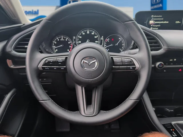 SEMINUEVOS MAZDA Mazda3 Sedan a Estados en autogozo