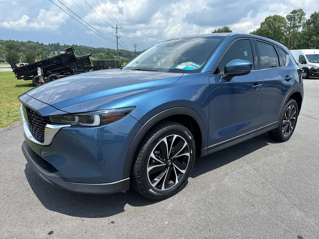 SEMINUEVOS MAZDA CX-5 at Mt Airy in Mount Airy Toyota