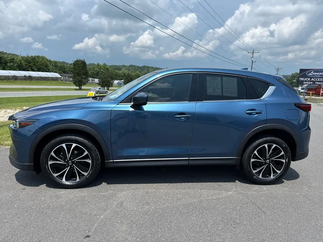 SEMINUEVOS MAZDA CX-5 at Mt Airy in Mount Airy Toyota