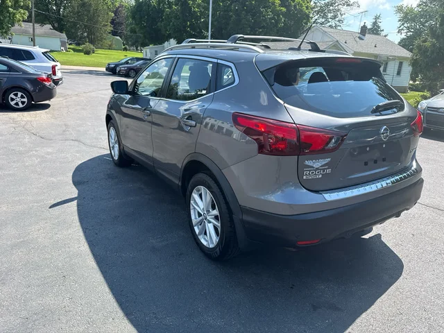 SEMINUEVOS NISSAN Rogue Sport a Estados en autogozo