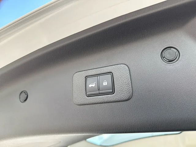 SEMINUEVOS NISSAN Armada at Matthews in Liberty Buick GMC