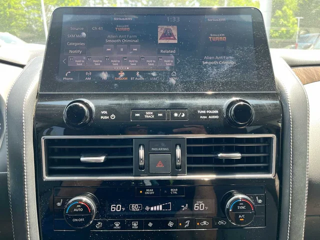 SEMINUEVOS INFINITI QX80 at Matthews in Liberty Buick GMC