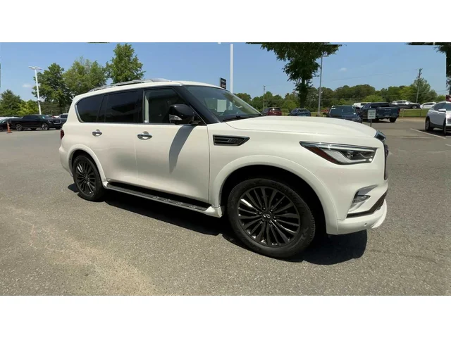 SEMINUEVOS INFINITI QX80 at Matthews in Liberty Buick GMC
