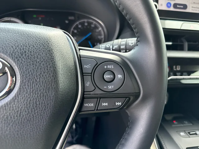SEMINUEVOS TOYOTA Venza at Matthews in Liberty Buick GMC