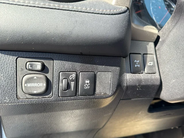 SEMINUEVOS TOYOTA RAV4 at Matthews in Liberty Buick GMC