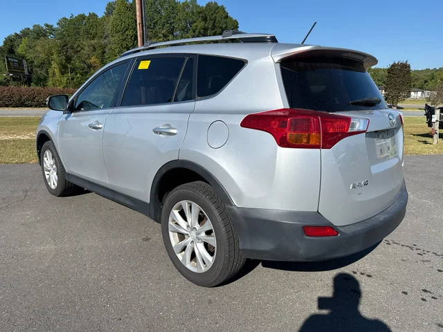 SEMINUEVOS TOYOTA RAV4 at Matthews in Liberty Buick GMC