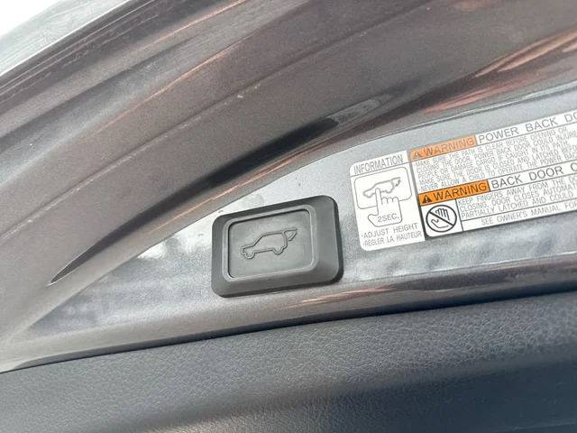 SEMINUEVOS TOYOTA RAV4 at Matthews in Liberty Buick GMC