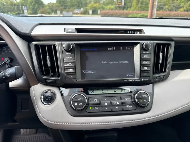 SEMINUEVOS TOYOTA RAV4 at Matthews in Liberty Buick GMC