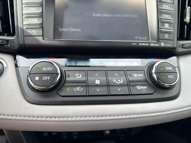 SEMINUEVOS TOYOTA RAV4 at Matthews in Liberty Buick GMC