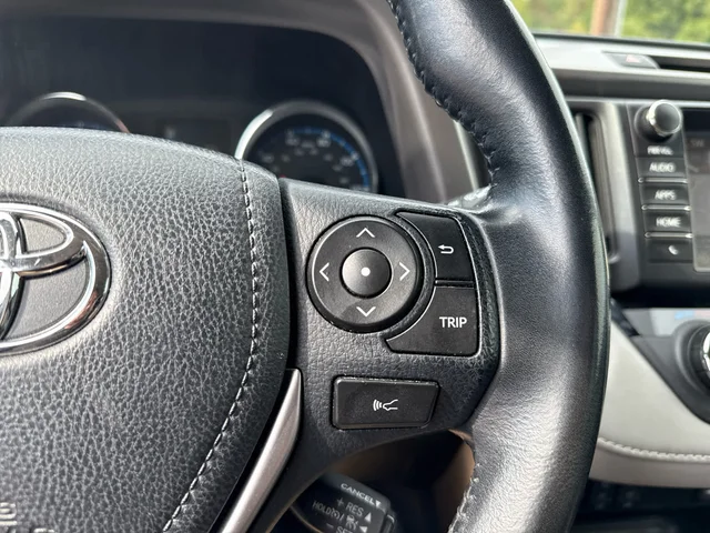SEMINUEVOS TOYOTA RAV4 at Matthews in Liberty Buick GMC