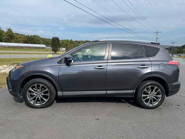 SEMINUEVOS TOYOTA RAV4 at Matthews in Liberty Buick GMC