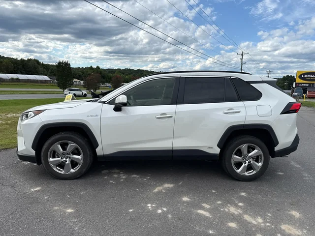 SEMINUEVOS TOYOTA RAV4 at Matthews in Liberty Buick GMC