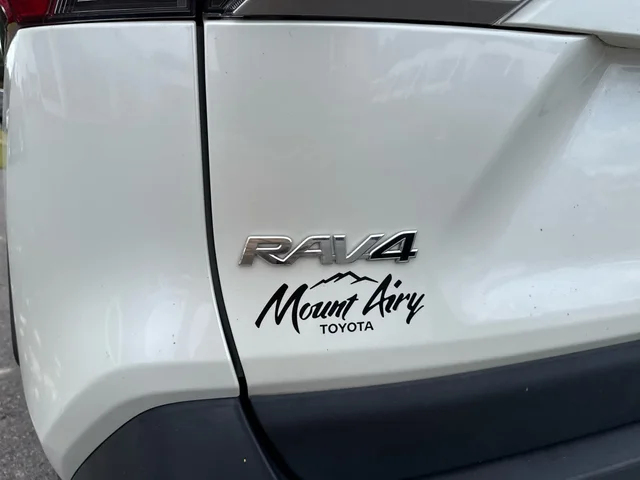 SEMINUEVOS TOYOTA RAV4 at Matthews in Liberty Buick GMC