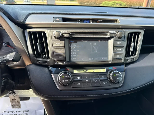 SEMINUEVOS TOYOTA RAV4 at Matthews in Liberty Buick GMC