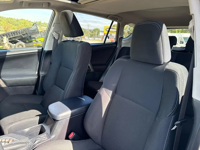 SEMINUEVOS TOYOTA RAV4 at Matthews in Liberty Buick GMC