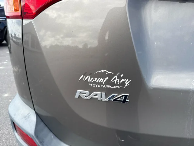 SEMINUEVOS TOYOTA RAV4 at Matthews in Liberty Buick GMC