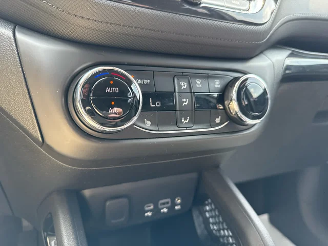 SEMINUEVOS CHEVROLET TrailBlazer at Matthews in Liberty Buick GMC