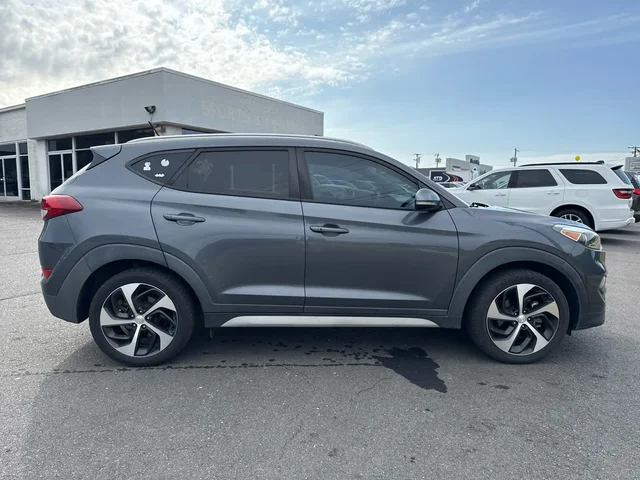 SEMINUEVOS HYUNDAI Tucson at Matthews in Liberty Buick GMC