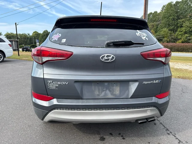 SEMINUEVOS HYUNDAI Tucson at Matthews in Liberty Buick GMC