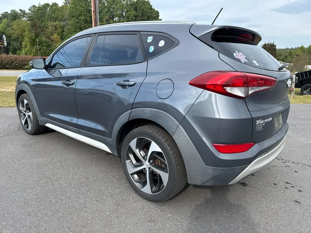 SEMINUEVOS HYUNDAI Tucson at Matthews in Liberty Buick GMC