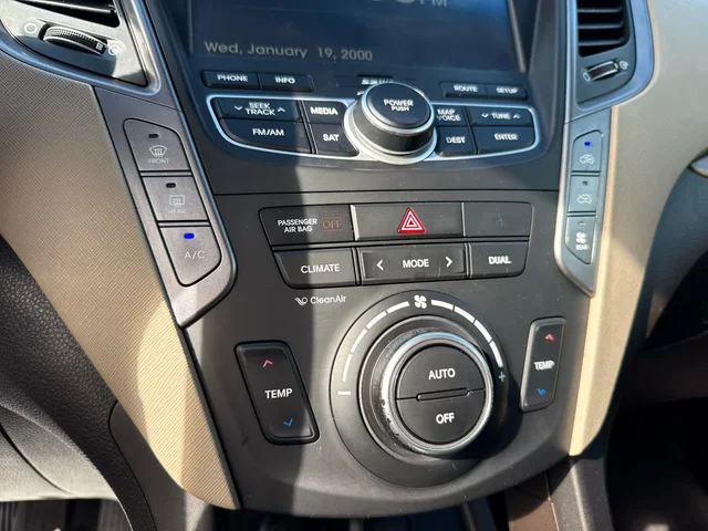 SEMINUEVOS HYUNDAI Santa Fe at Matthews in Liberty Buick GMC