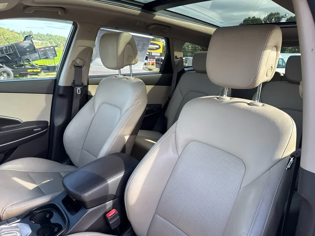 SEMINUEVOS HYUNDAI Santa Fe at Matthews in Liberty Buick GMC