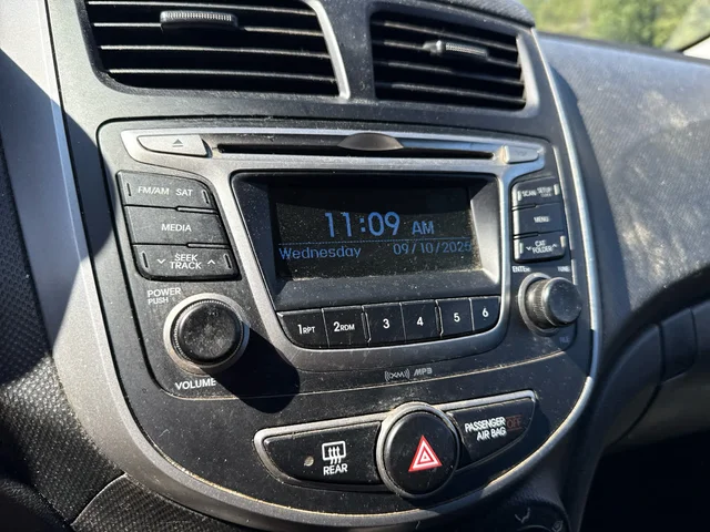 SEMINUEVOS HYUNDAI Accent at Matthews in Liberty Buick GMC