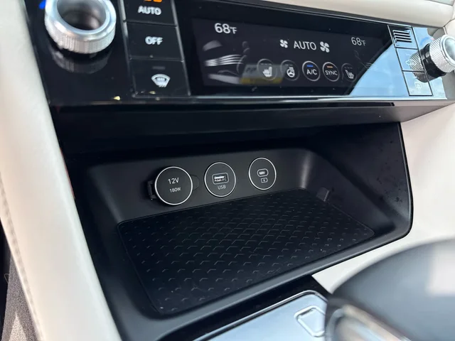 SEMINUEVOS GENESIS G70 at Matthews in Liberty Buick GMC