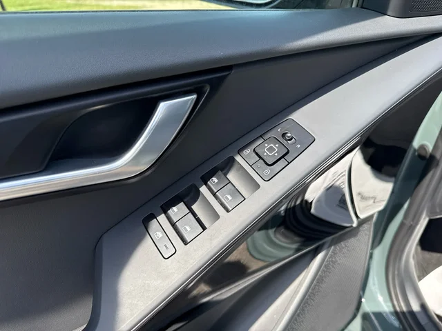 SEMINUEVOS KIA Niro EV at Matthews in Liberty Buick GMC