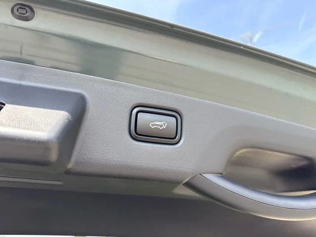 SEMINUEVOS KIA Niro EV at Matthews in Liberty Buick GMC