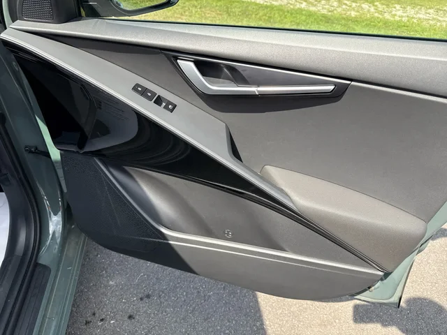 SEMINUEVOS KIA Niro EV at Matthews in Liberty Buick GMC