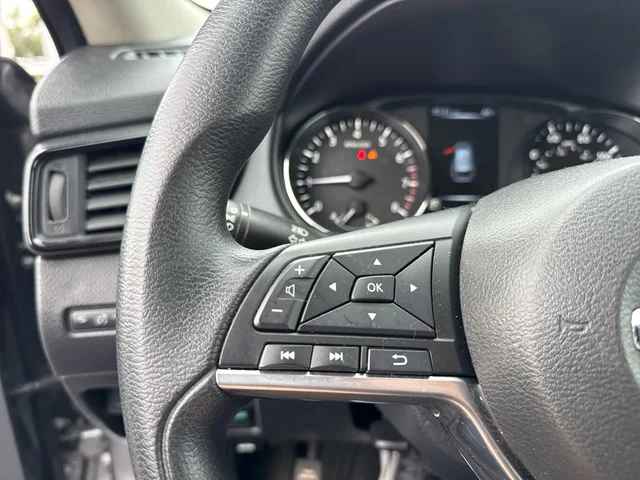 SEMINUEVOS NISSAN Rogue at Matthews in Liberty Buick GMC