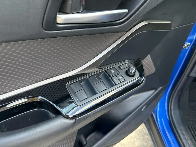 SEMINUEVOS TOYOTA C-HR at Matthews in Liberty Buick GMC