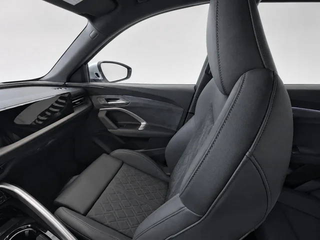 Nuevos AUDI SQ5 à Estados chez autogozo
