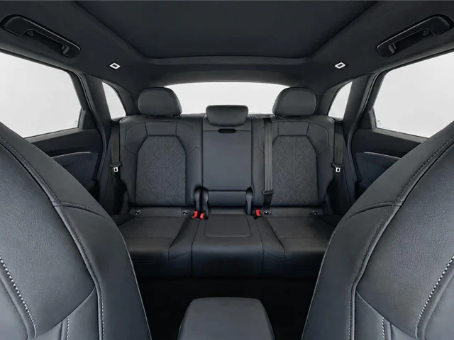 Nuevos AUDI SQ5 à Estados chez autogozo