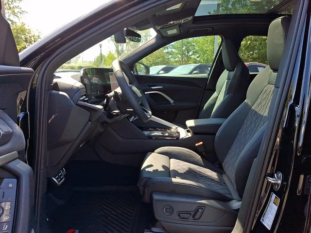 Nuevos AUDI SQ5 à Estados chez autogozo