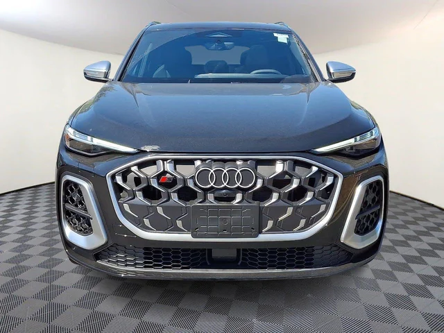 Nuevos AUDI SQ5 à Estados chez autogozo