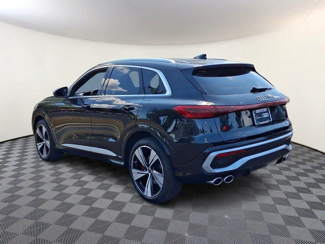 Nuevos AUDI SQ5 à Estados chez autogozo