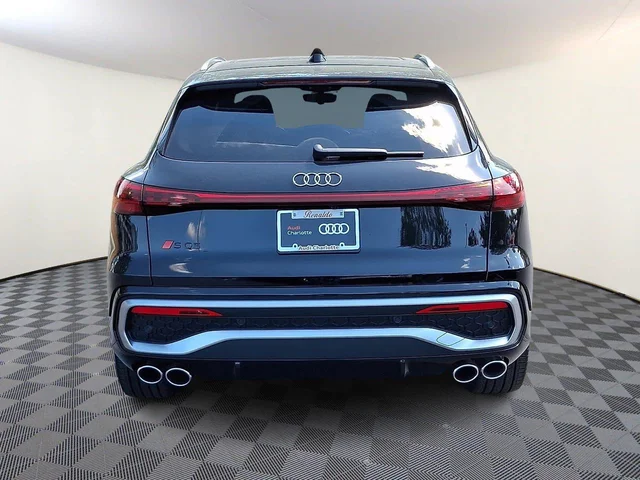 Nuevos AUDI SQ5 à Estados chez autogozo
