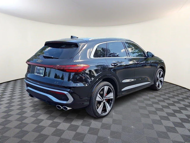 Nuevos AUDI SQ5 à Estados chez autogozo