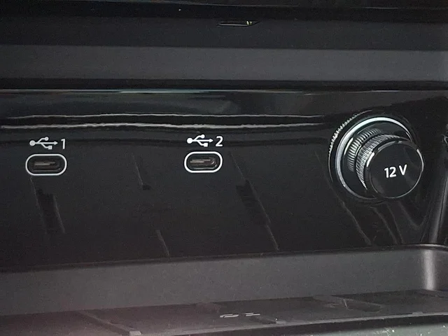 Nuevos AUDI SQ5 à Estados chez autogozo