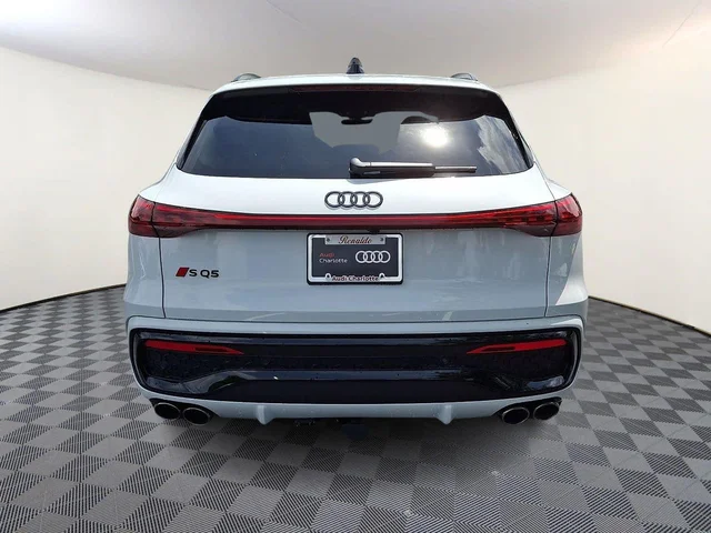 Nuevos AUDI SQ5 à Estados chez autogozo